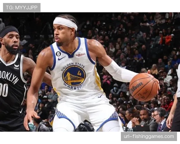 深度报道：基于追踪数据，分析侧翼进攻效率与球队最终排名的强相关性。