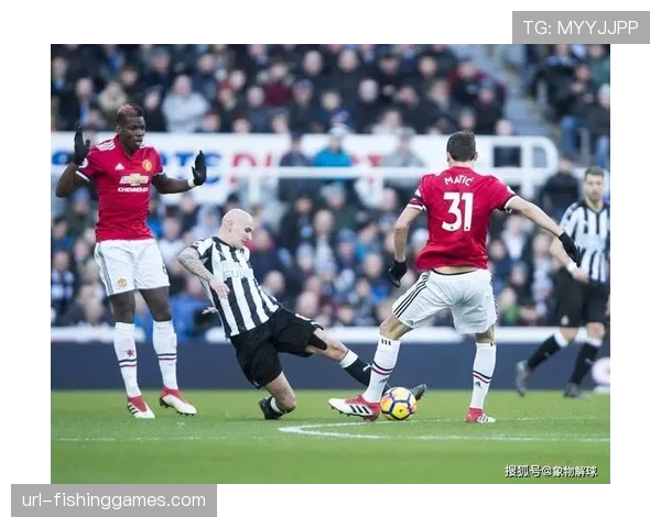 半场战报:塞维利亚1-1加的斯,双方门将均有神扑表现 半场战报:塞维利亚1-1加的斯,双方门将均有神扑表现